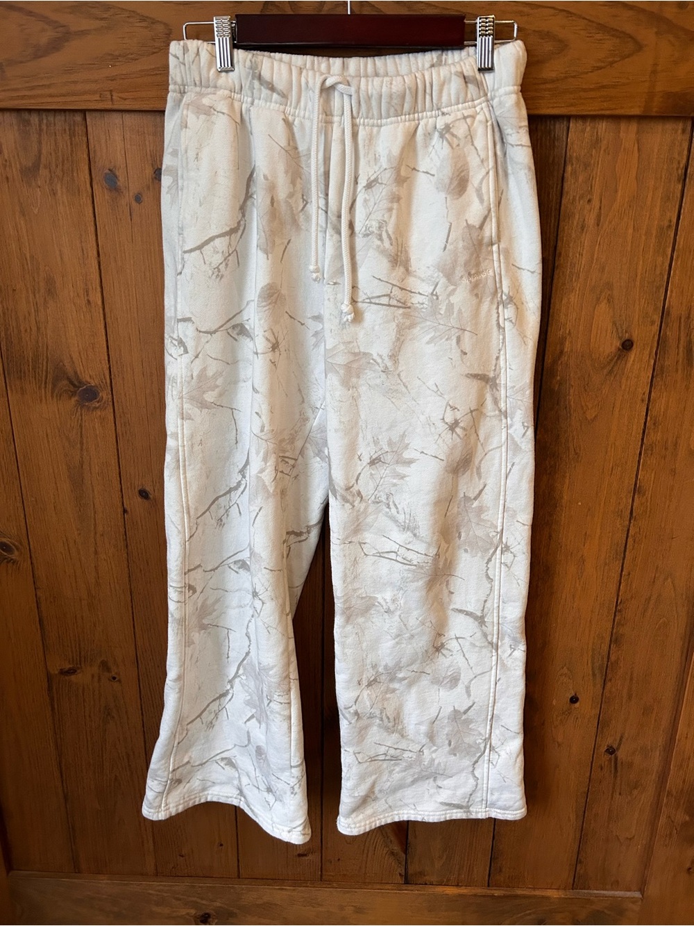 Garage Women's Cream Wide-Leg Sweatpants